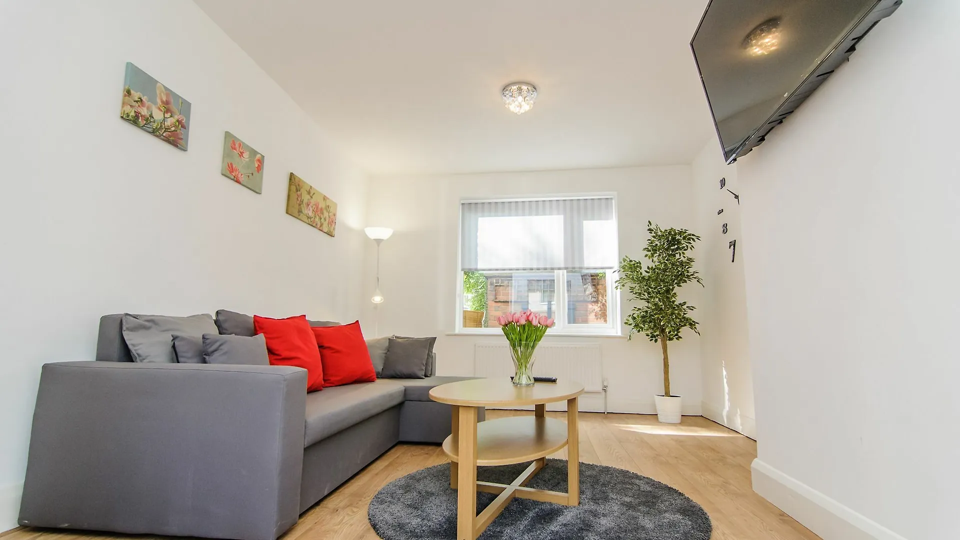 Warren House Apartment Doncaster